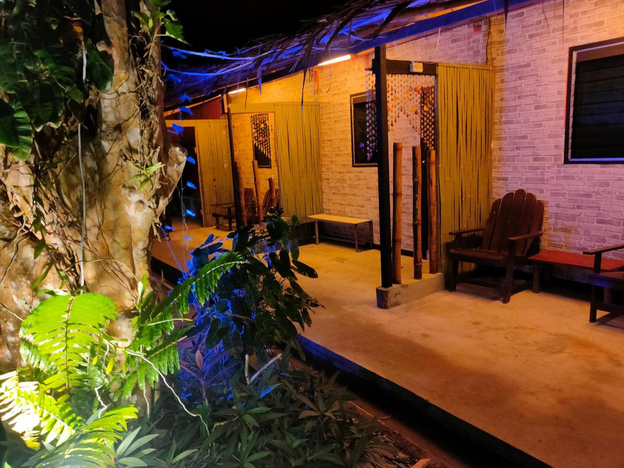 Row House Long Beach Krabi town Exteriör bild
