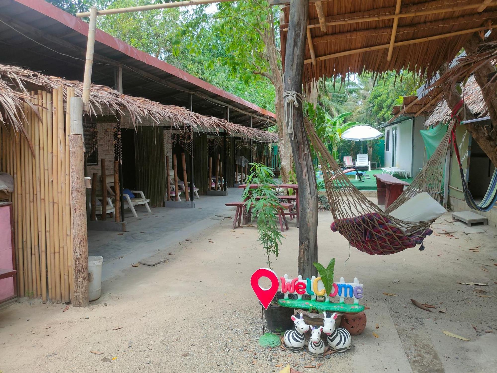 Row House Long Beach Krabi town Exteriör bild