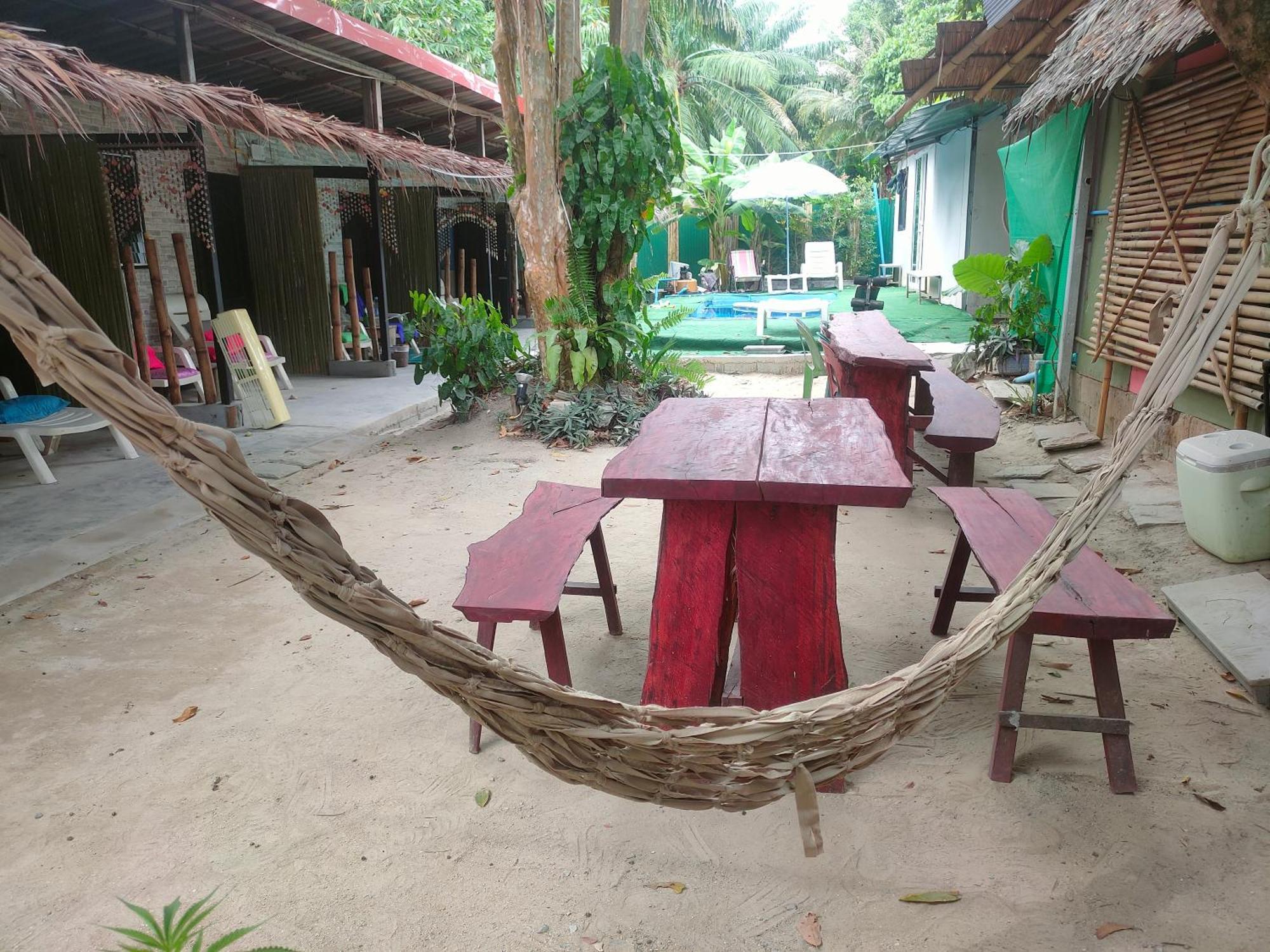 Row House Long Beach Krabi town Exteriör bild