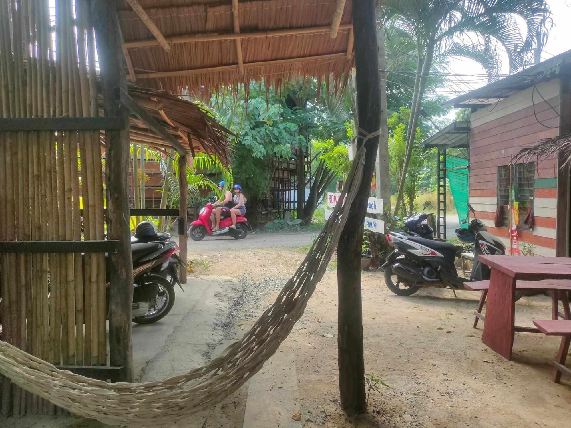 Row House Long Beach Krabi town Exteriör bild