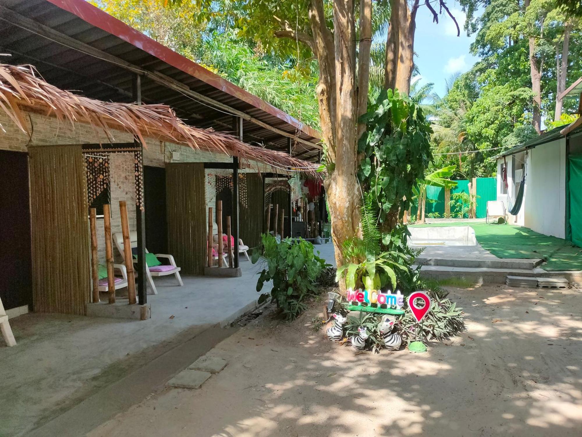 Row House Long Beach Krabi town Exteriör bild